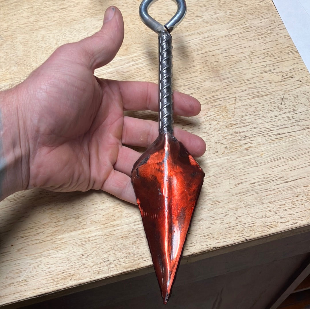 Red kunai